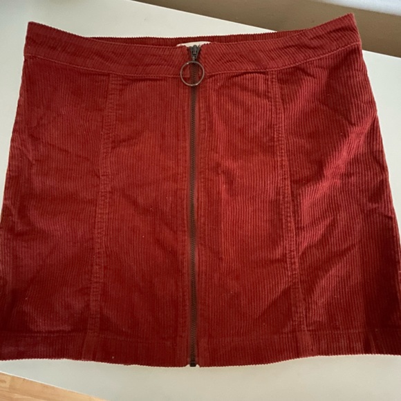 Large corduroy deep burnt orange zip up skirt - Picture 1 of 2